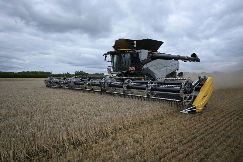 Concepto global de la nueva cosechadora CR con doble rotor axial – New Holland.